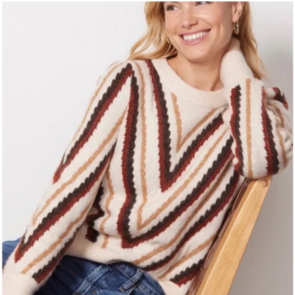 Evereve Georgia Chevron Pullover Sweater